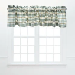 C&F Home Simmons Plaid White Valance Collection -C&F Home GUEST 342b8b1b 7702 44dd ae37 35aa3c0df093