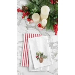 C&F Home Pinecone Botanical Towel