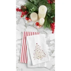 C&F Home Christmas Tree Swirl Towel 10 C&F Home Christmas Tree Swirl Towel -C&F Home GUEST c657f7d7 9058 4a82 bc5e 1fb0f073e6c4