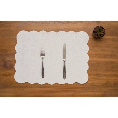 C&F Home Christiana White Reversible Machine Washable Scallop Quilt Placemats Set Of 6 6 C&F Home Christiana White Reversible Machine Washable Scallop Quilt Placemats Set Of 6 - Image 4