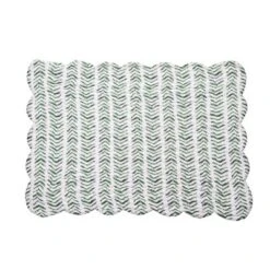 C&F Home Silvia Poinsettia Placemat -C&F Home GUEST d2b2c8aa df65 4f46 ba3b a17a8801e653